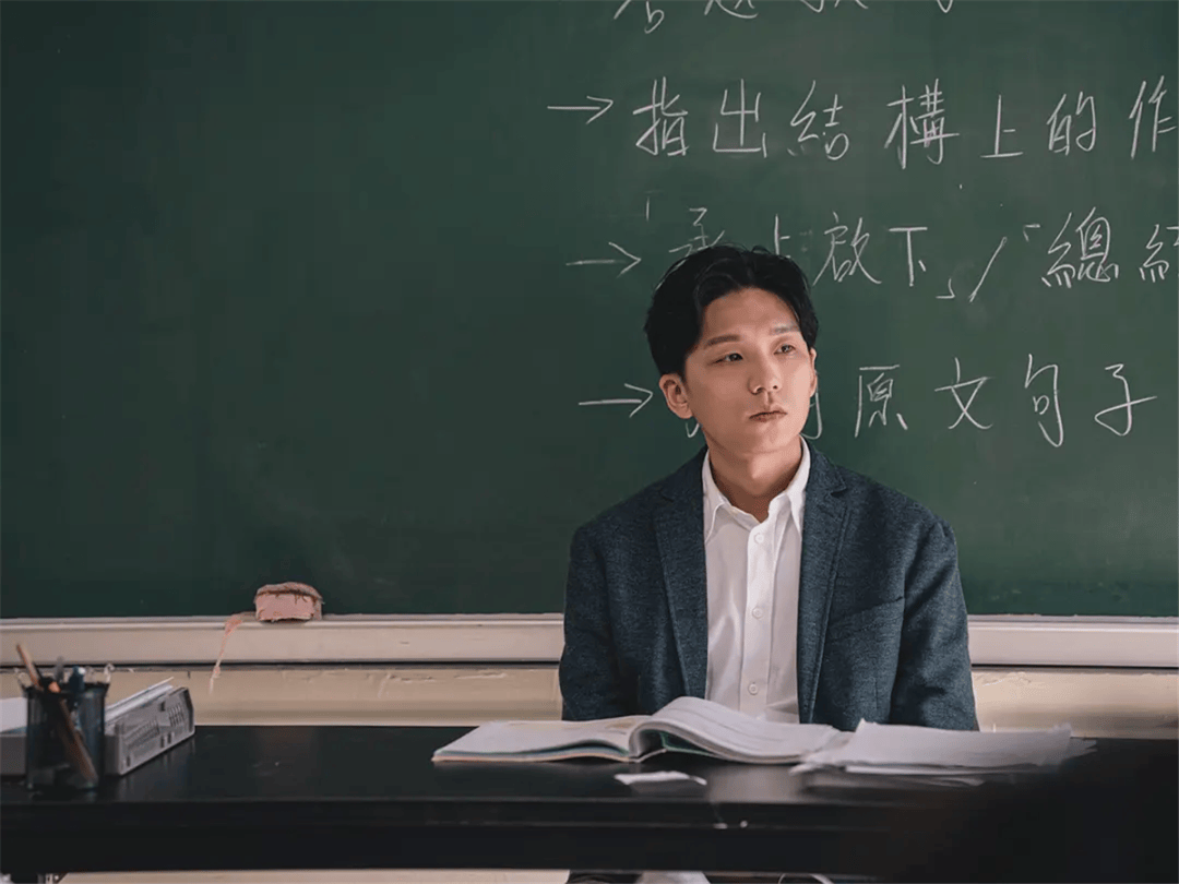 42届香港电影金像奖到底是梁朝伟6封影帝还是大鹏创造历史