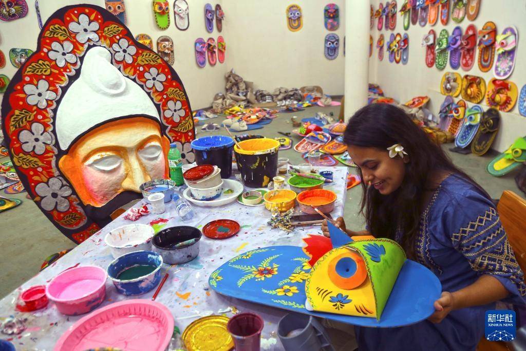 孟加拉国彩绘迎新年