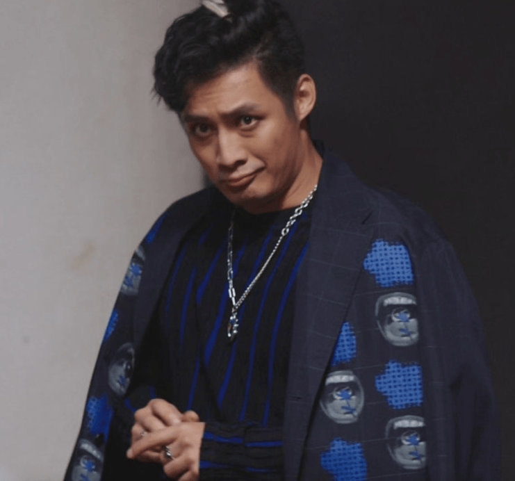 曾在日本演艺圈发展_翟威廉_工作_香港