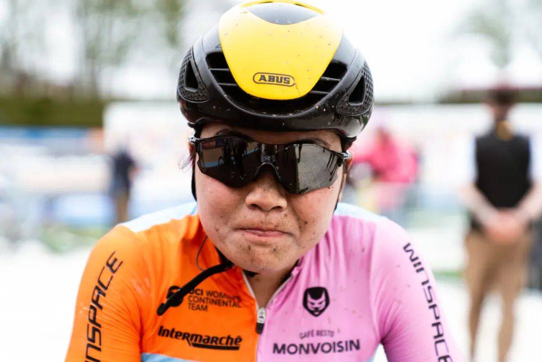 中国首人唐欣压哨完成女子巴黎鲁贝创历史