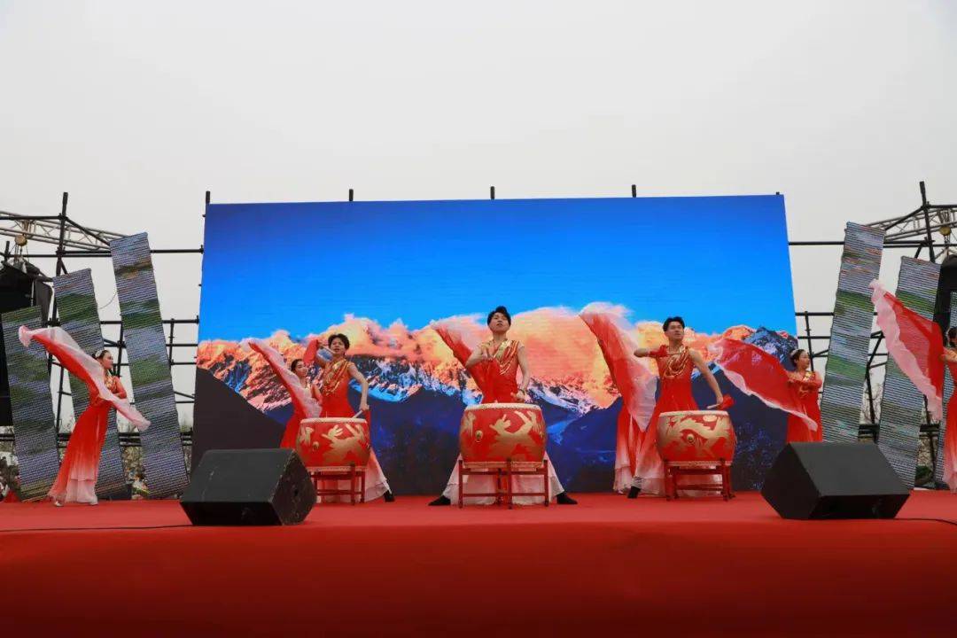 双争进行时文安县举办第二届梨花文化旅游节暨文明实践大舞台活动