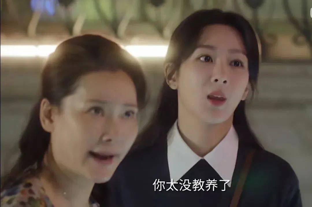而《承欢记》前五集都是传统言情剧的打开方式.