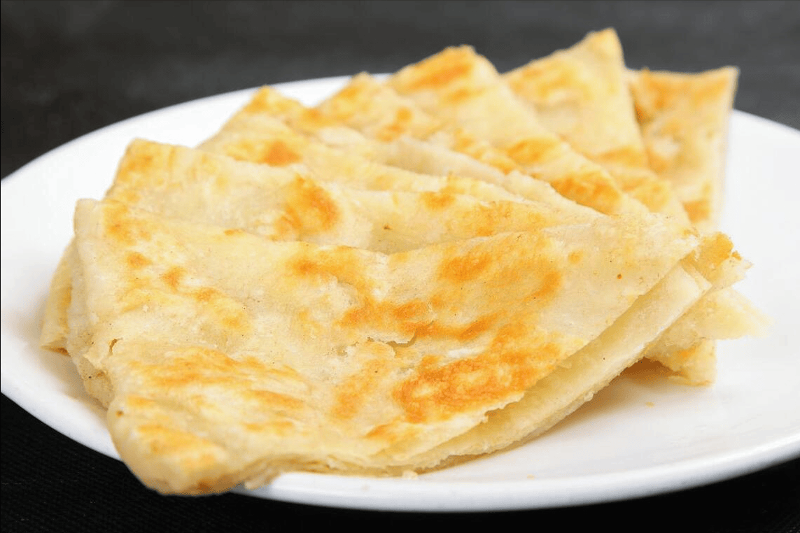 家常烙饼,用凉水还是开水?掌握这2点,柔软又多层,凉了也不硬