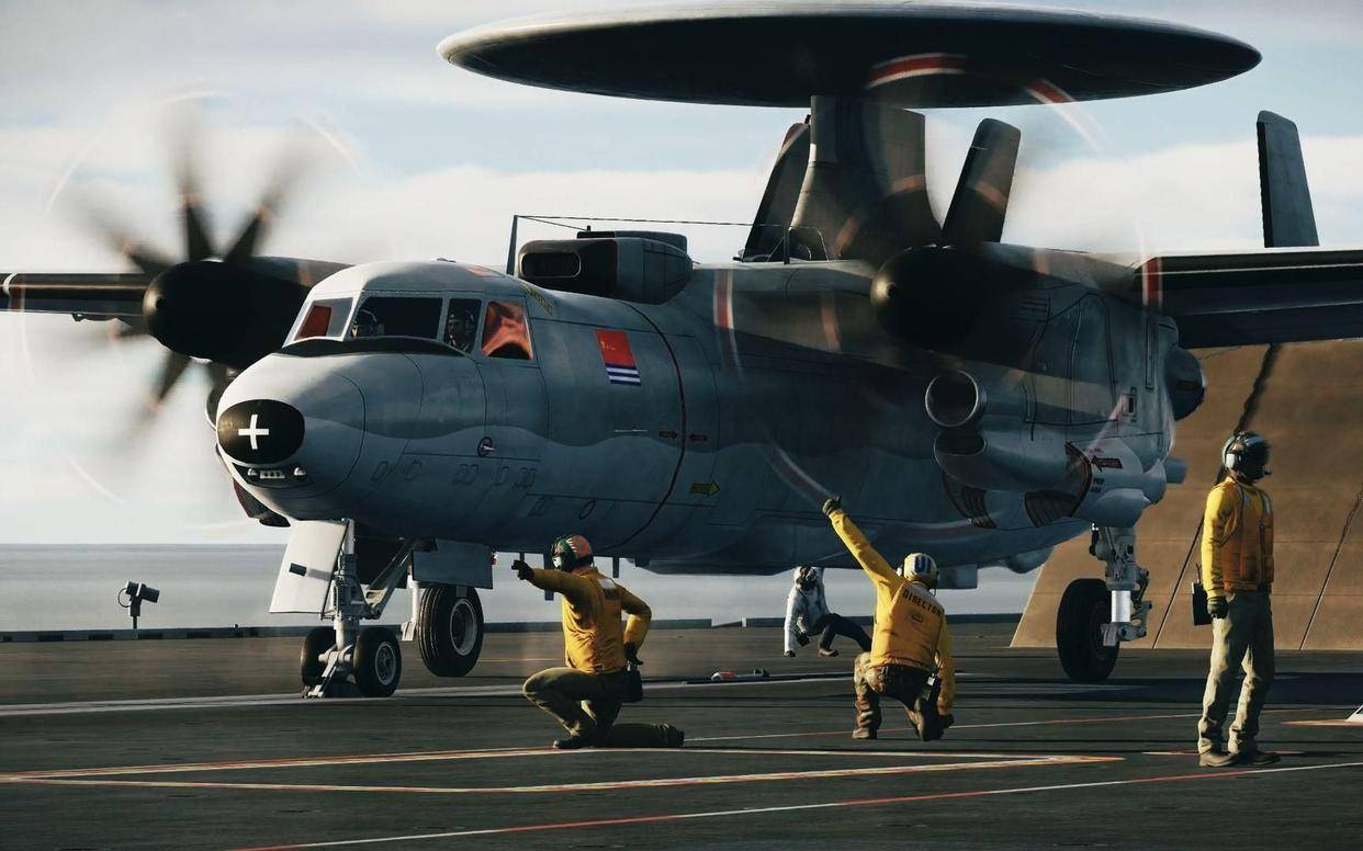 解放军3款新舰载机上舰在即,台少将称赞空警600:比美机还强_预警机