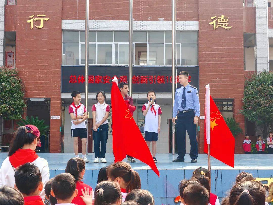 赣州第九中学图片