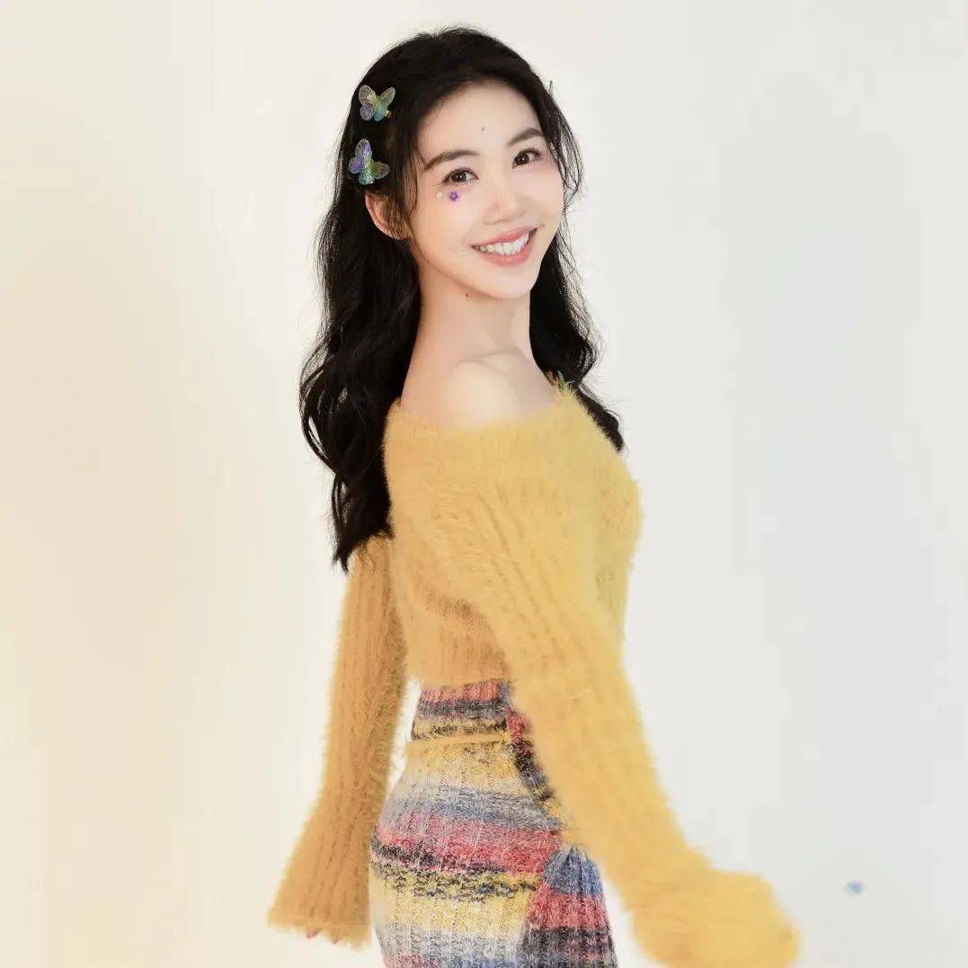 定了知名女歌手来金湾演出