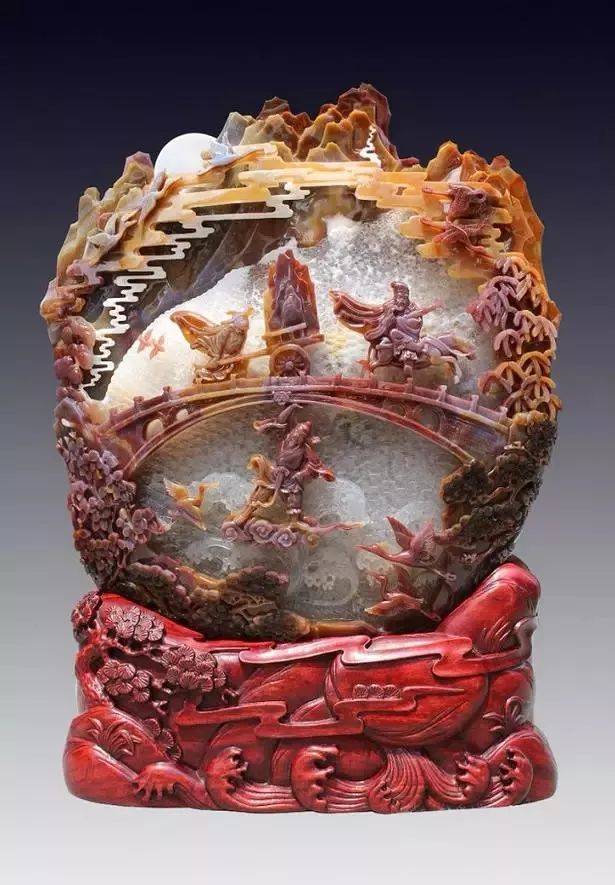 玉石雕刻巧夺天工