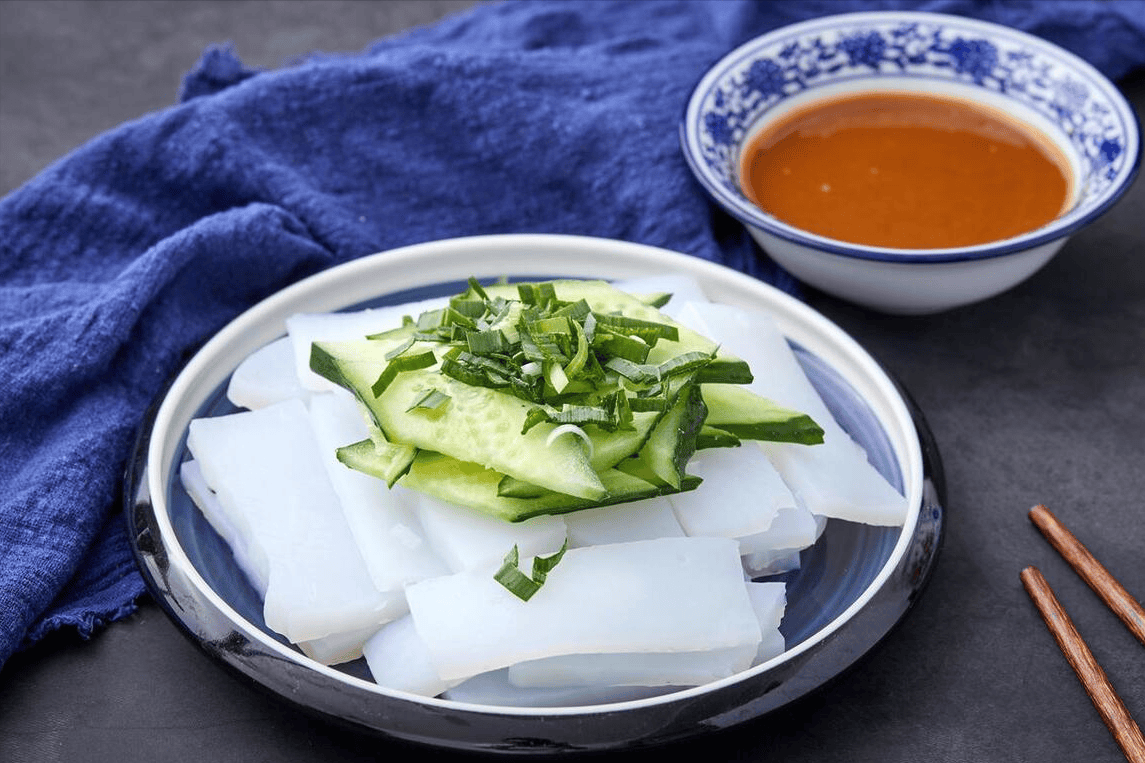 1碗淀粉6碗水,教你自制凉粉,10分钟完成,清凉爽滑,q弹开胃