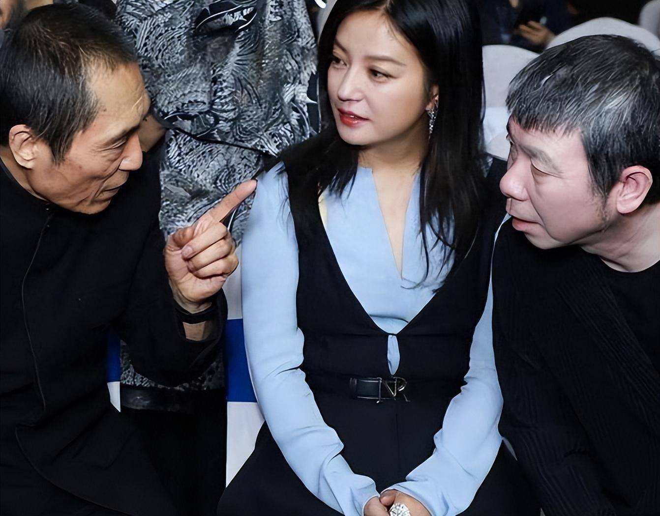 赵薇股权再遭冻结原来她做的丑事远比你想象得更恶劣