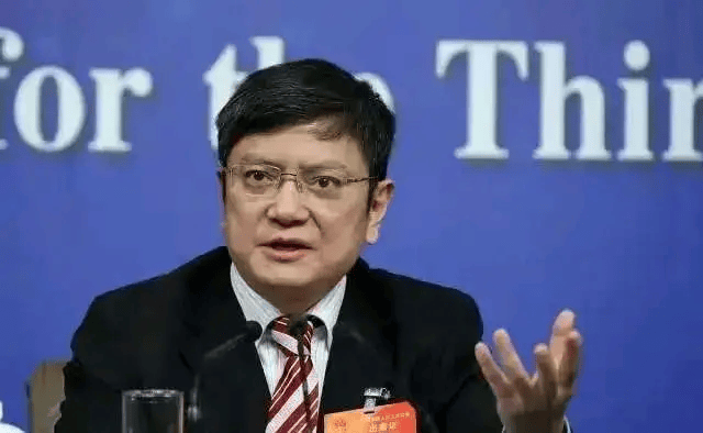 给我滚出贵大郑强出任贵州大学校长打算把树全砍掉学生愤怒抗议4年后