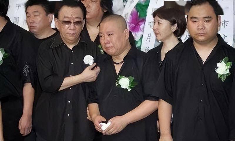 他生前显赫,死后悲凉,幸晚年力排众议,收了个"傻徒弟"郭德纲