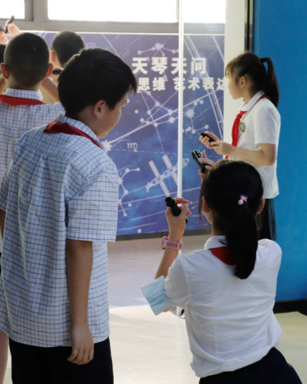 徐汇区携手中科院上海天文台推出中小学天文科普课程_宇宙_科学家们
