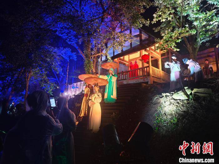 《寻梦龙虎山》实景演出火热 从陆地到河面全面展现龙虎山自然和人文