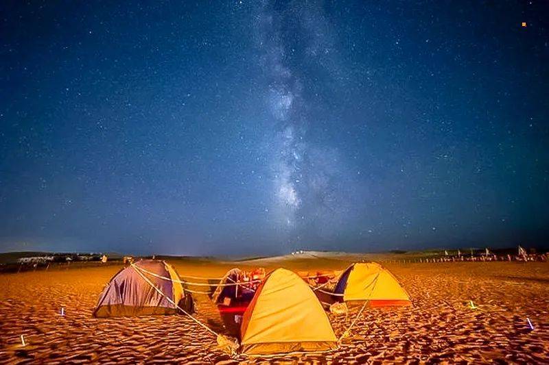 五一5天|徒个61腾格里穿越|北京户外大巴团の远征腾格里-五湖连穿