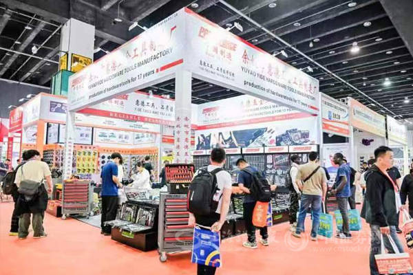 超八万人!记者实探义乌国际五金电器博览会