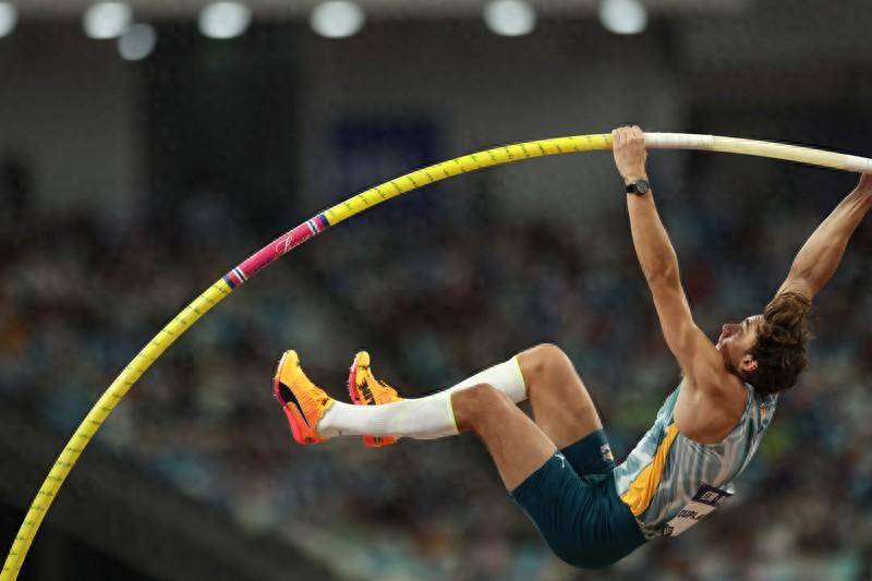 世界"撑杆跳王子"还想在苏州破纪录!