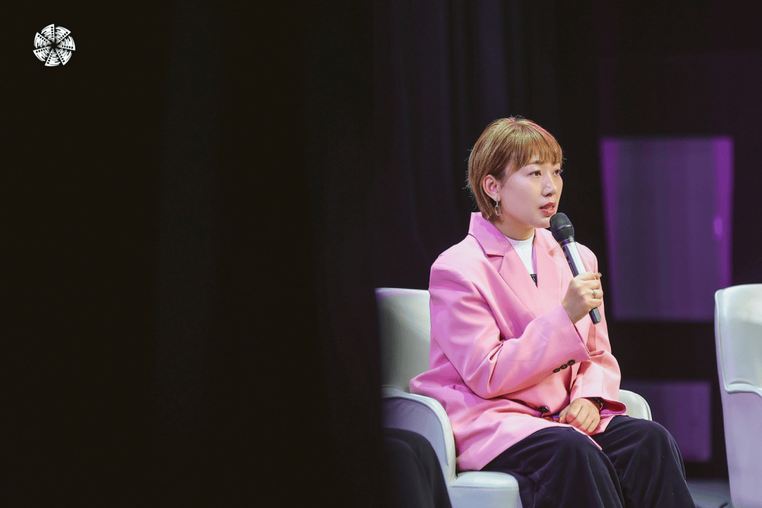 我要开花!——新荷newher主题论坛暨荣誉典礼"新荷绽放之夜"圆满举办