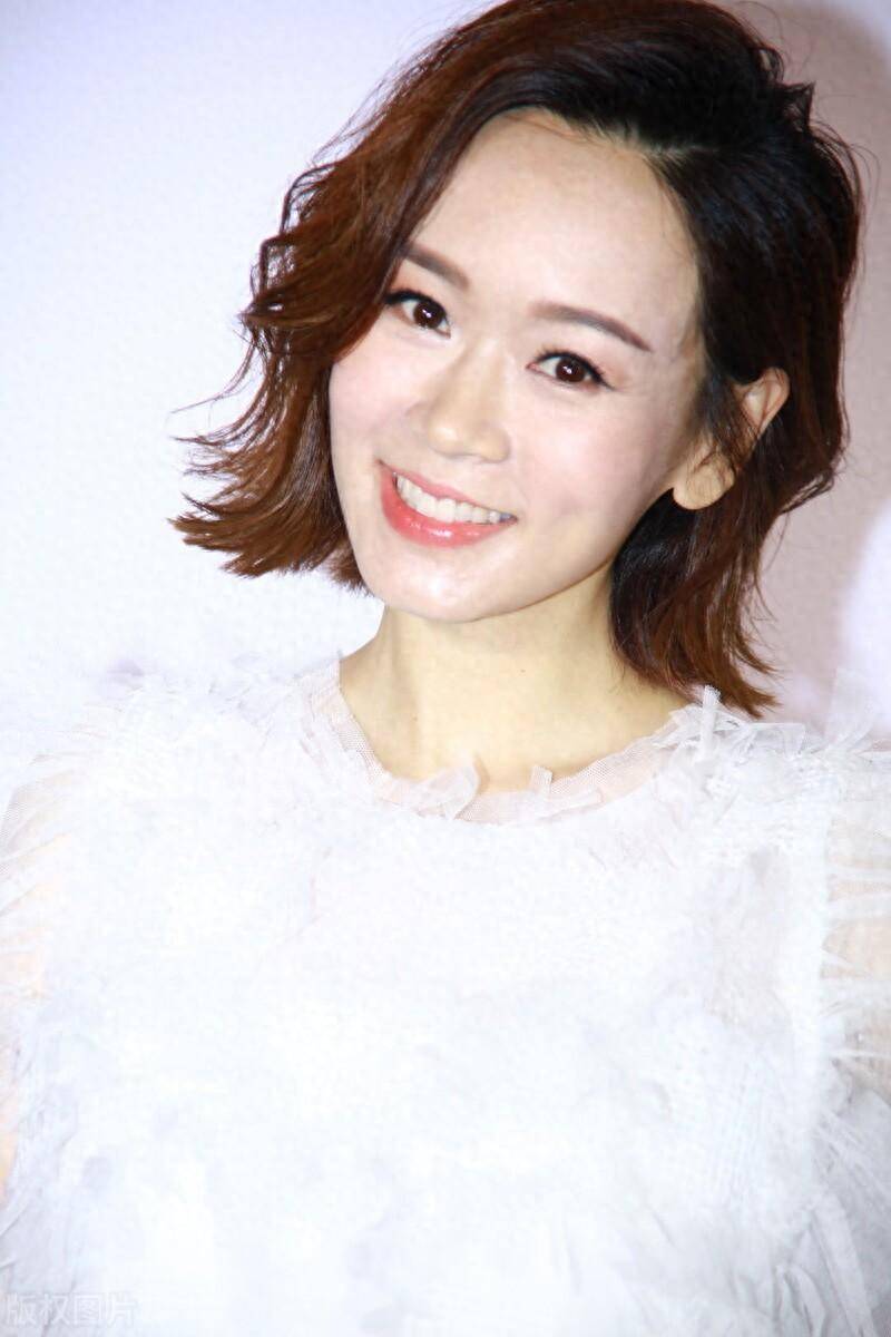 陈慧珊这身材,这才是尤物啊!