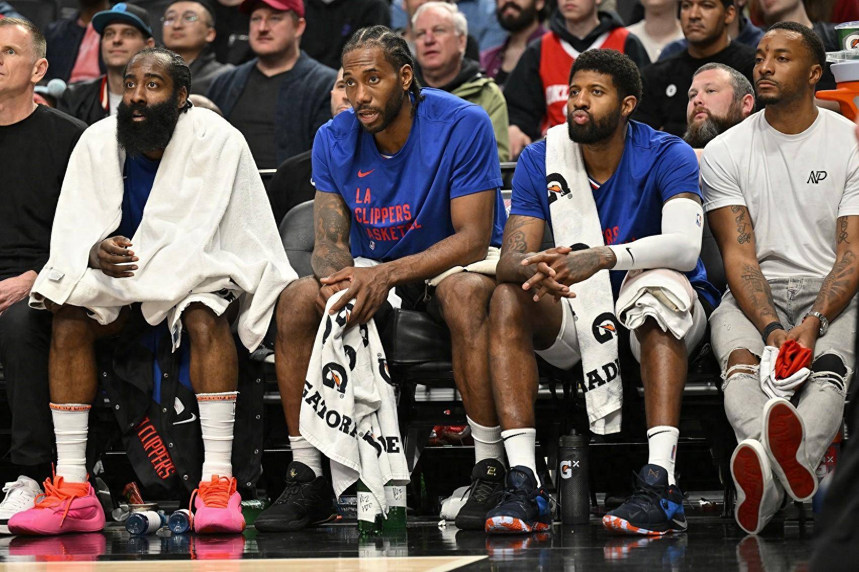 直播吧4月23日讯 近日,约翰-沃尔在《point game》节目中谈到了快船.