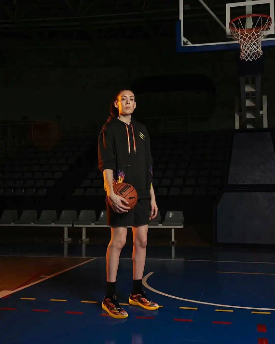 乱了!新时代到来!签名鞋市场格局大变.