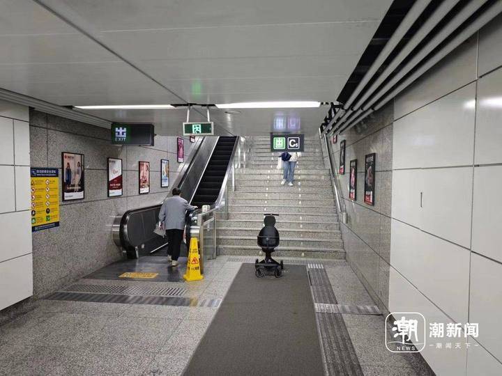 走地下通道太累,增设斑马线行吗?走在杭州延安路上,有老人建议