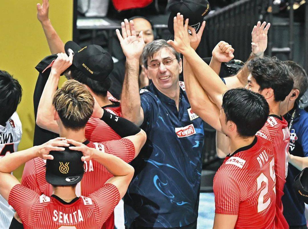 日本男排喊出奥运目标是金牌 中国男排何时敢来句硬话