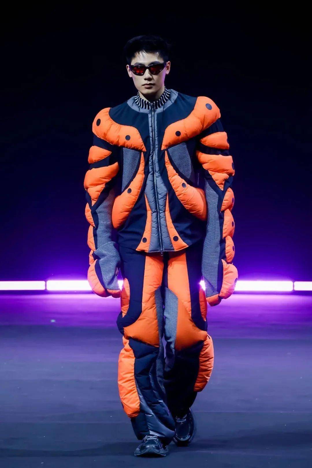 一场男装秀,解锁了谁的不成熟