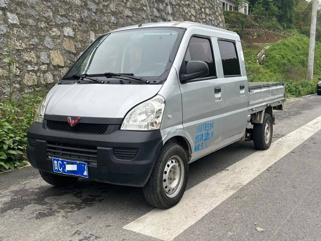 【4月26日凤冈信息网二手信息】洗水池,三轮车,五菱荣光小卡,电动车