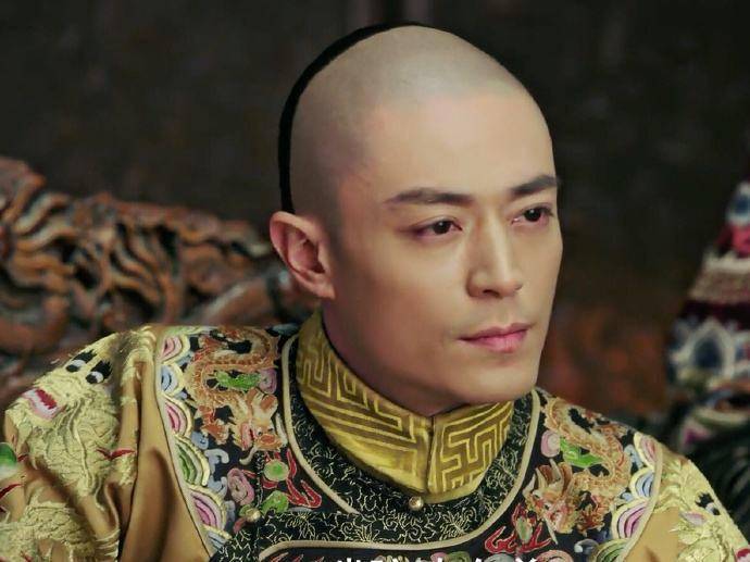 同样是演乾隆,看了聂远和霍建华后,才知何为教科书式演技