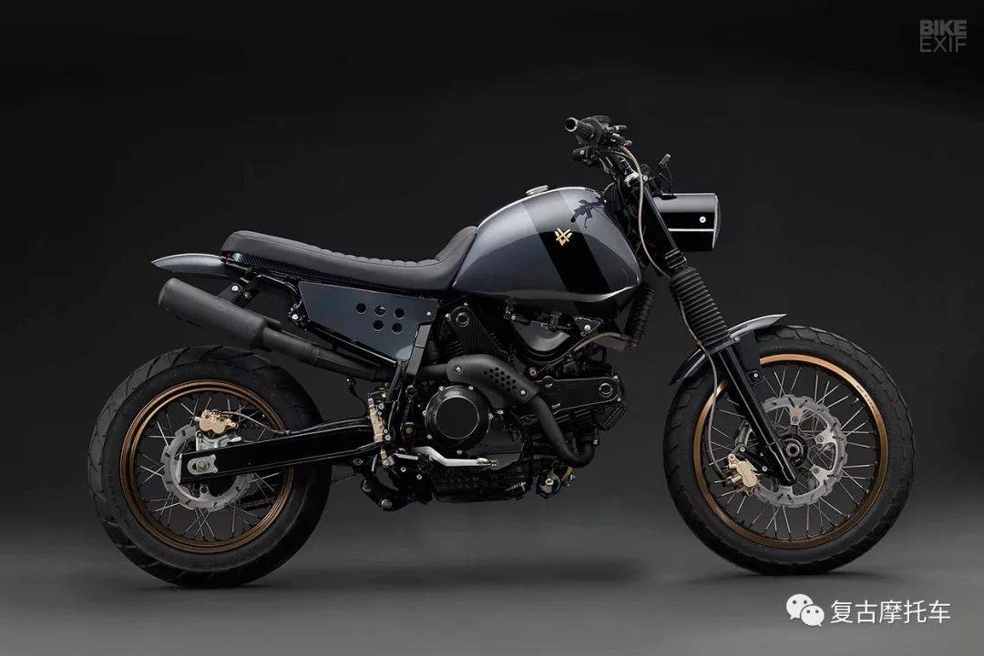 杜卡迪改成钱江幼狮?ducati 900 ss | 每日一车