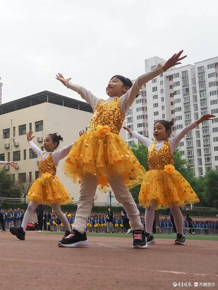 小学运动会入场式,花式秀起来