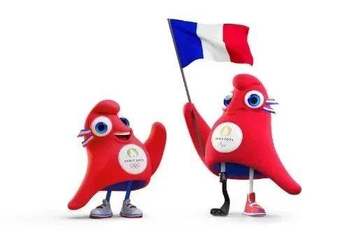 2022年北京冬奥会期间,吉祥物"冰墩墩"火爆全网,北京甚至出现了民众