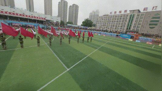 军大运动会雨中硬核开幕!