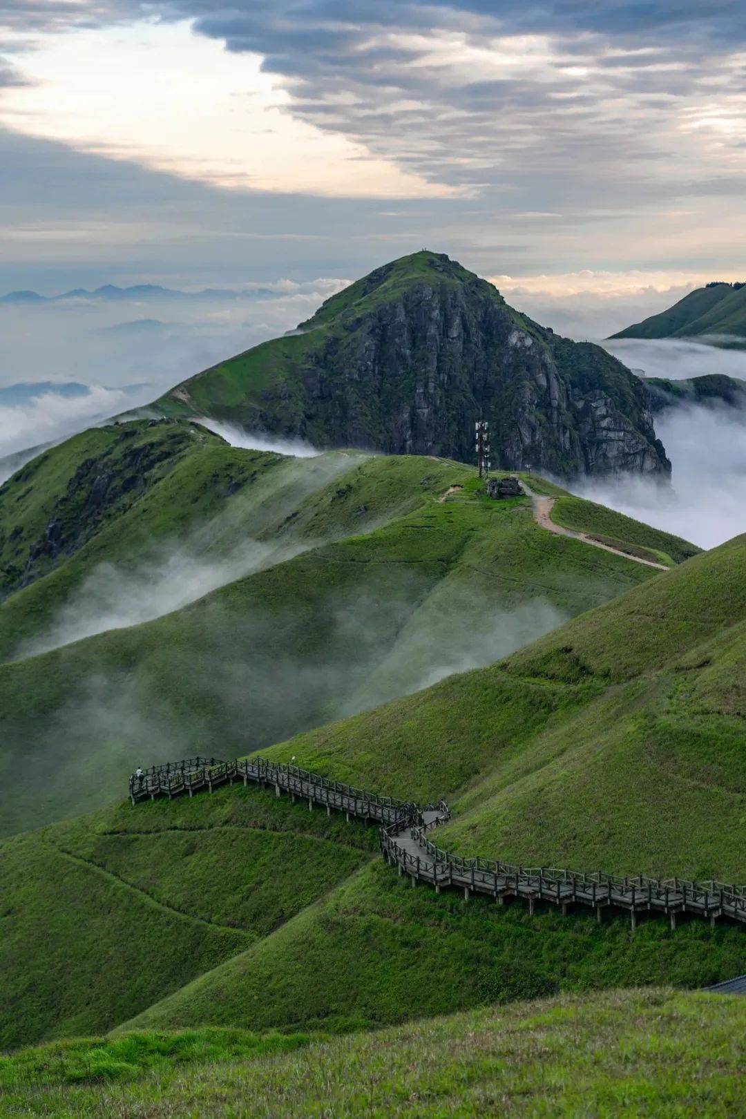 武功山旅游景点在哪里图片