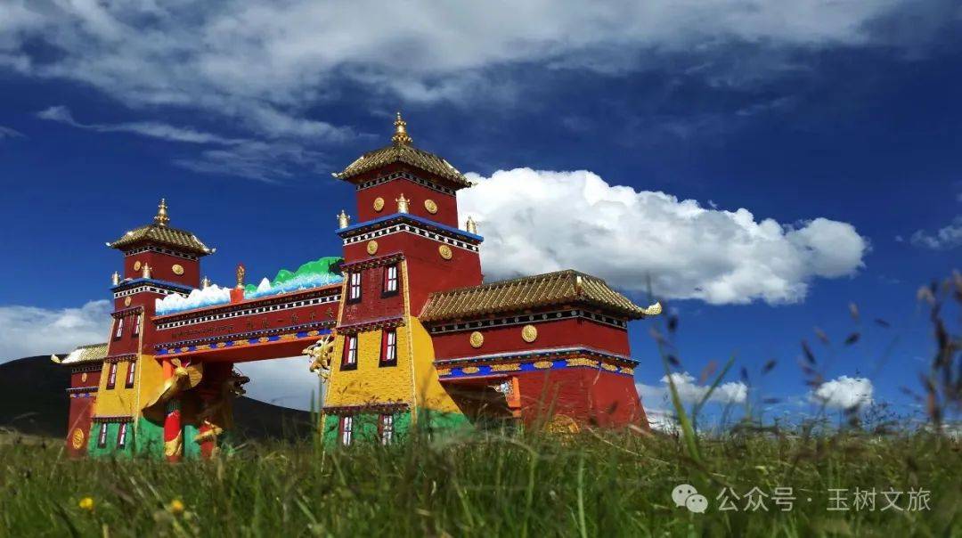 "五一"长假 游玉树