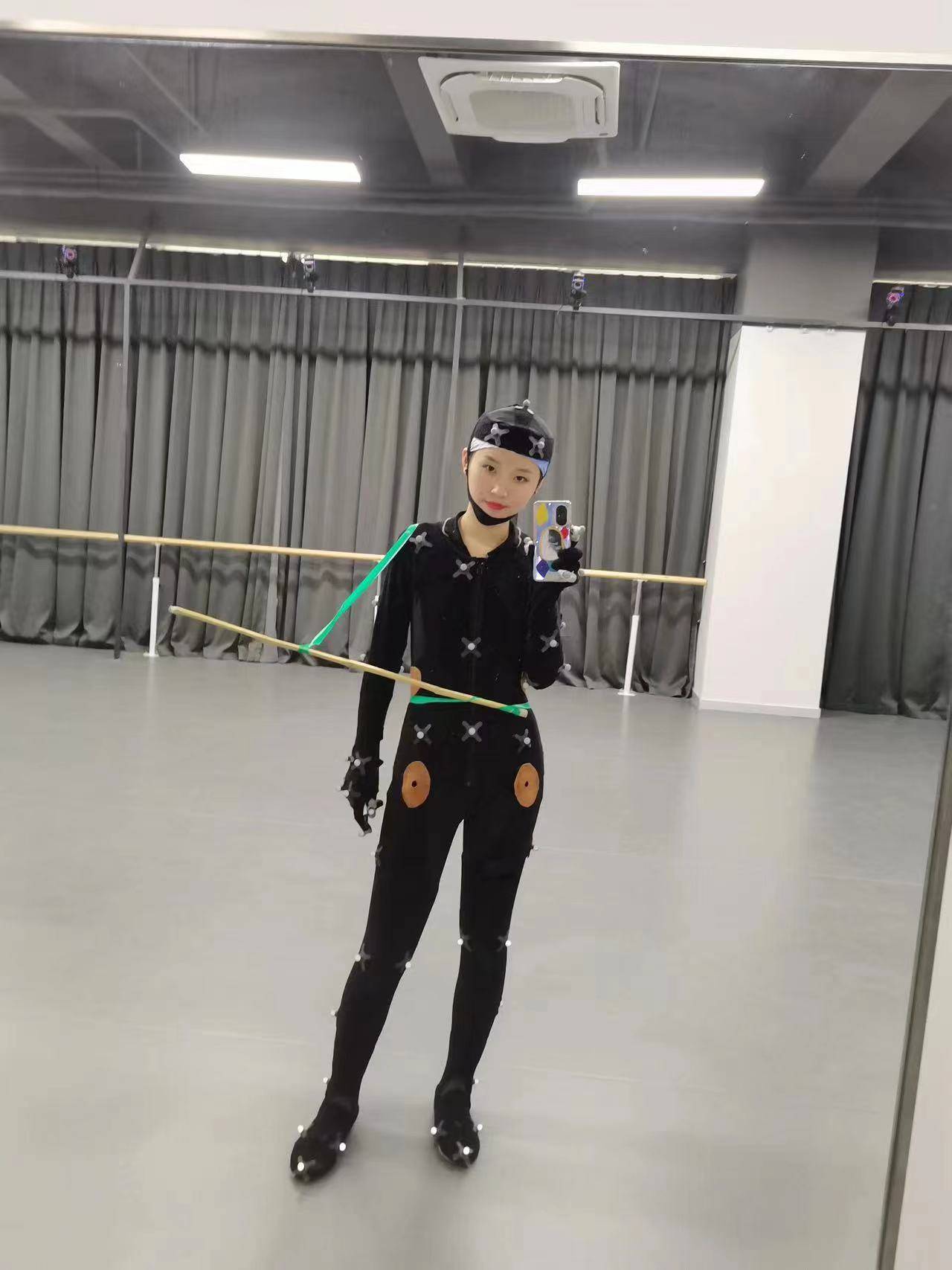 在游戏世界中扮演百般角色，动捕演员上场_搜狐网