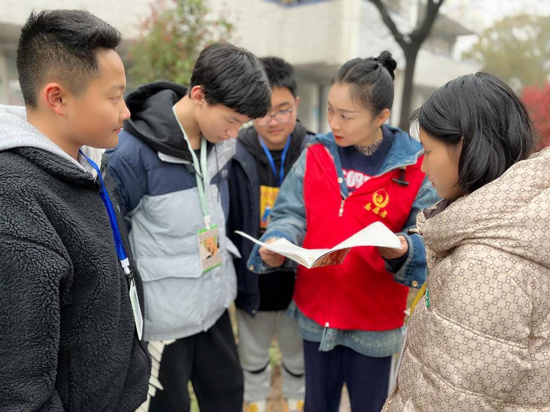 丹阳珥陵初级中学:小成珥中"全员导师",跬步积善"点灯润心"