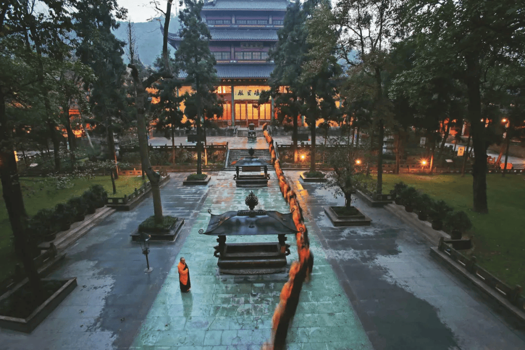 《金刚经》总结出6个字,发人深省!