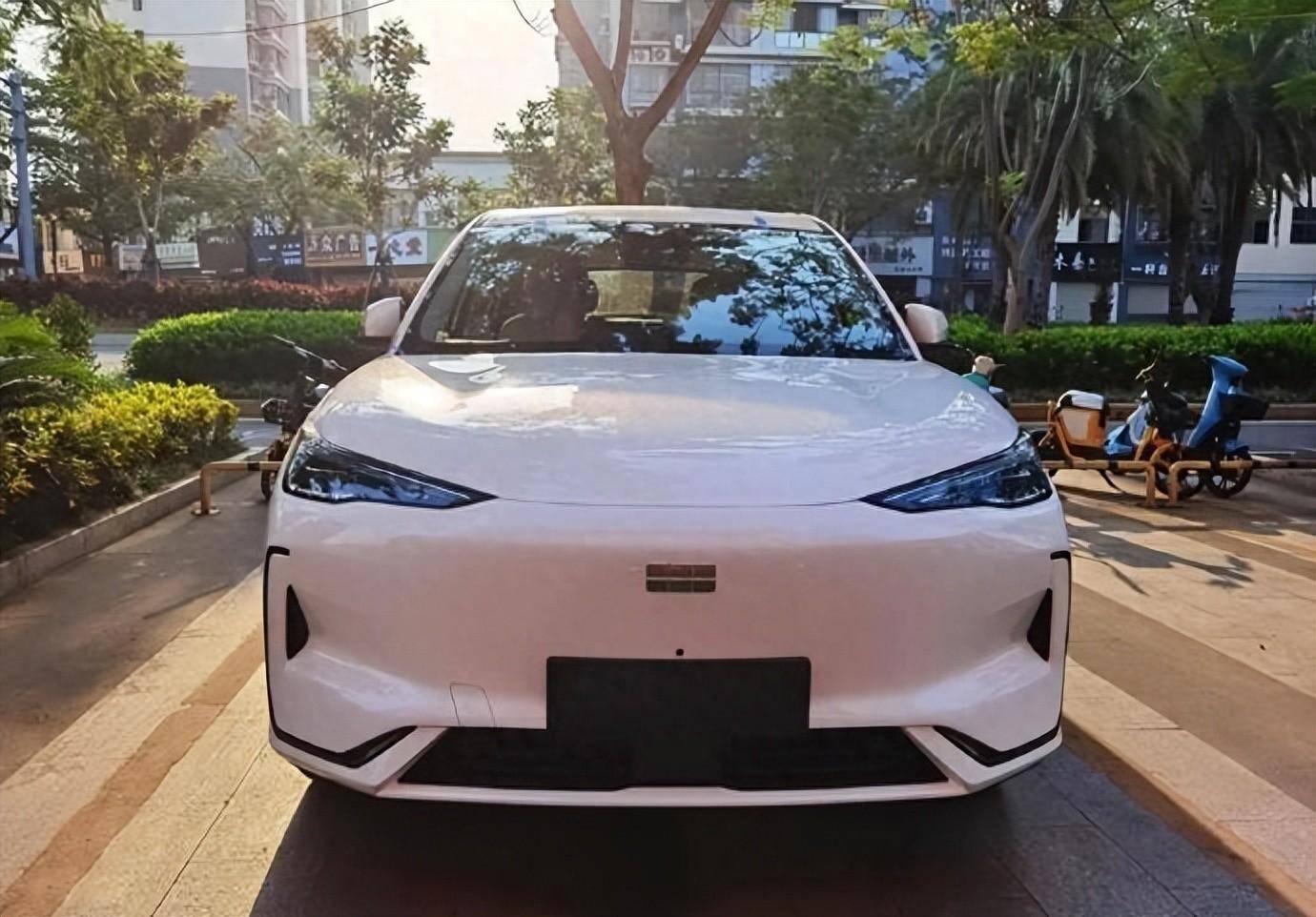 吉利银河e5今晚登场 目标比亚迪元plus_搜狐汽车_搜狐