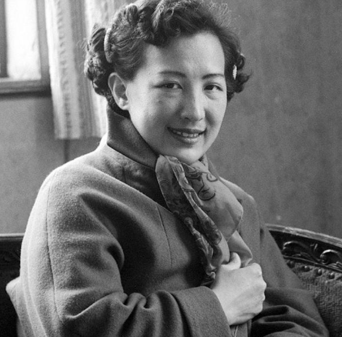 老电影中英年早逝的10位著名演员,都没有活过50岁,哪位最可惜_张莹