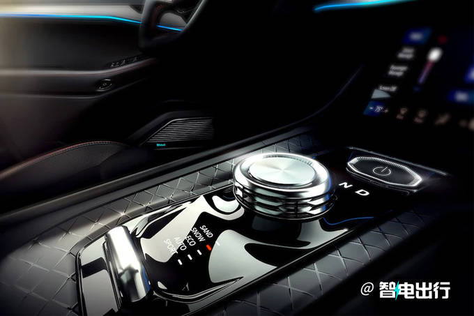 jeep新旗舰suv曝光!内饰酷似保时捷卡宴/年内首发