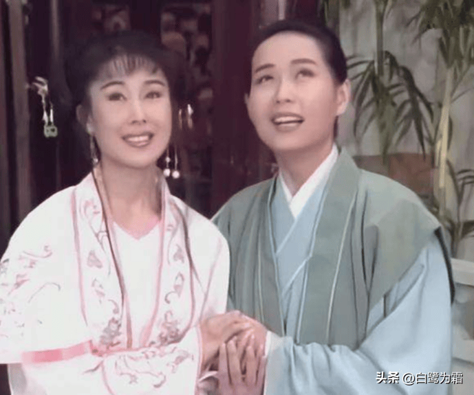 长大才明白,为什么碧莲宁愿嫁给不爱她的许仕林,也不选戚宝山?