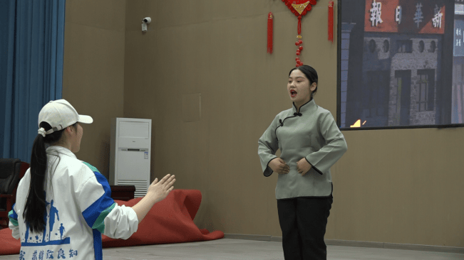 携手共创,戏梦飞扬——天津中德支教团助力民丰县初级中学"戏曲进校园