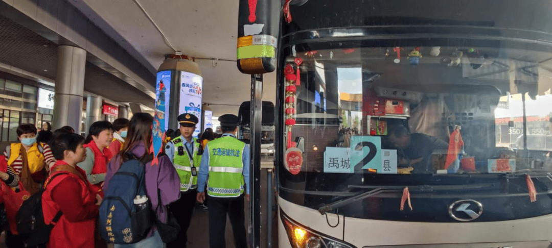 精准打击非法营运,客车违规异地经营以及出租车无故拒载,强行并客等