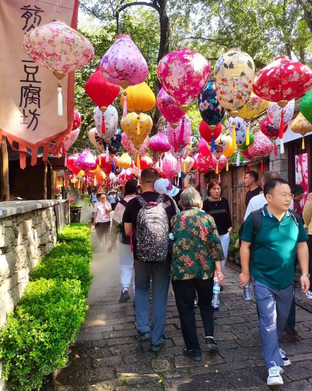 本周末,沂水这家景区为"她们"免门票_旅游_母亲_王城为