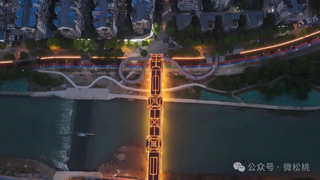 松江河畔添新颜 七星廊桥正式竣工_灯光_市民_广场