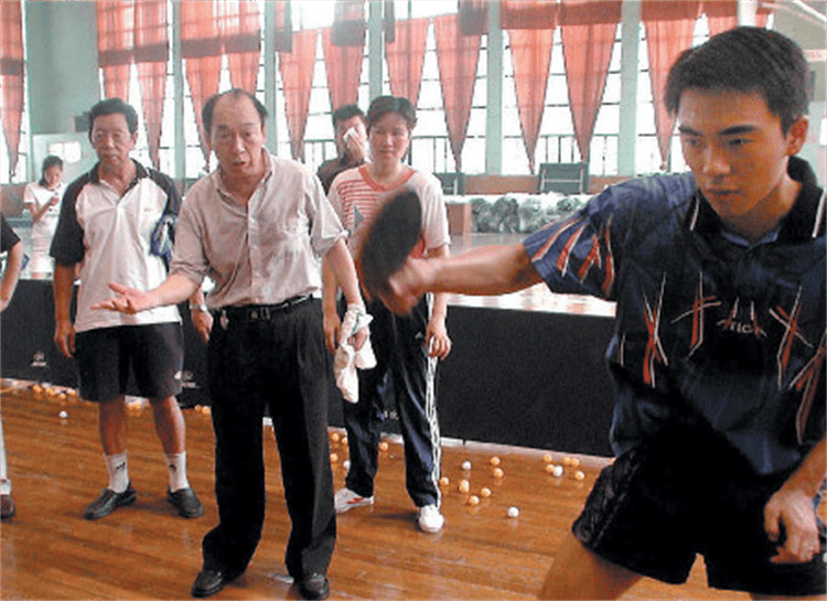 "乒坛魔术师"张燮林:今生最爱初恋妻,对两个女儿有愧疚