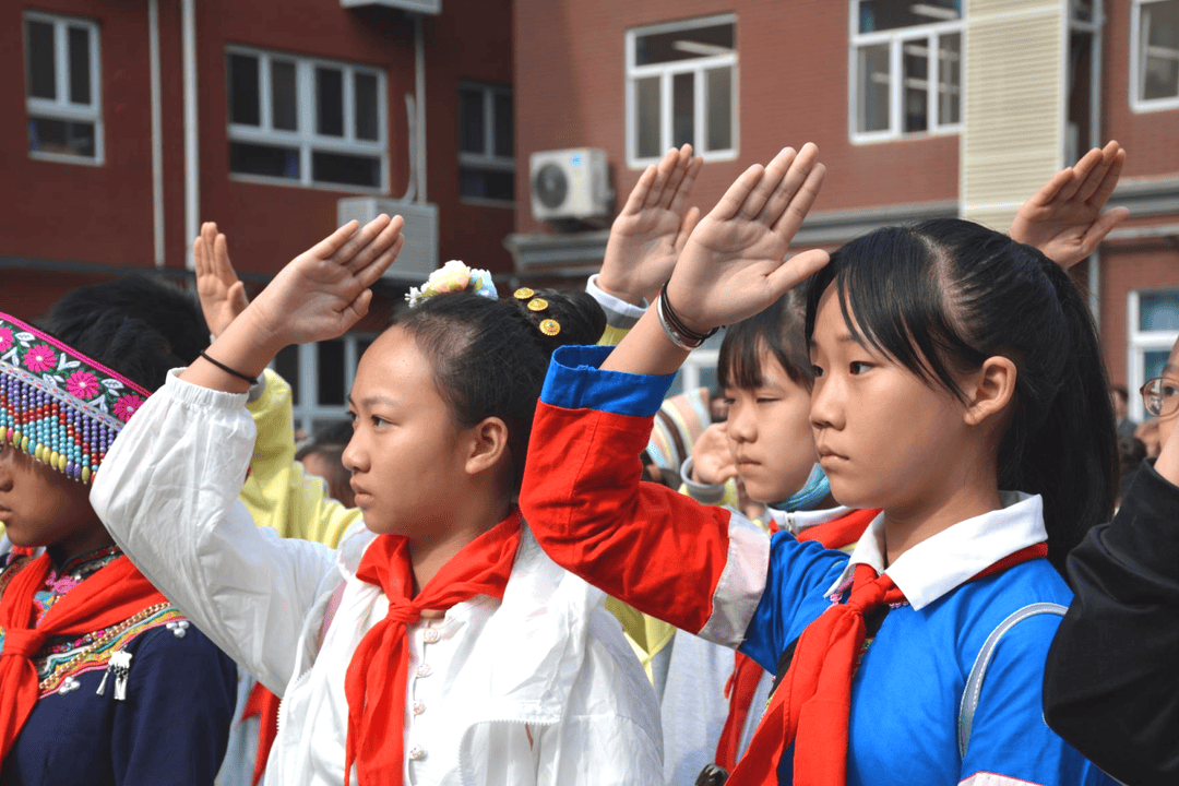 京华集萃丨西城区西单小学举办民族团结日主题活动
