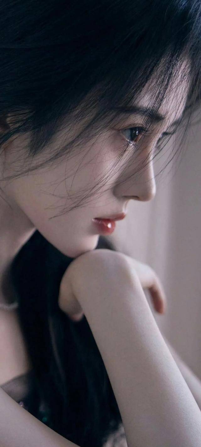 美女系列壁纸第553期-鞠婧祎