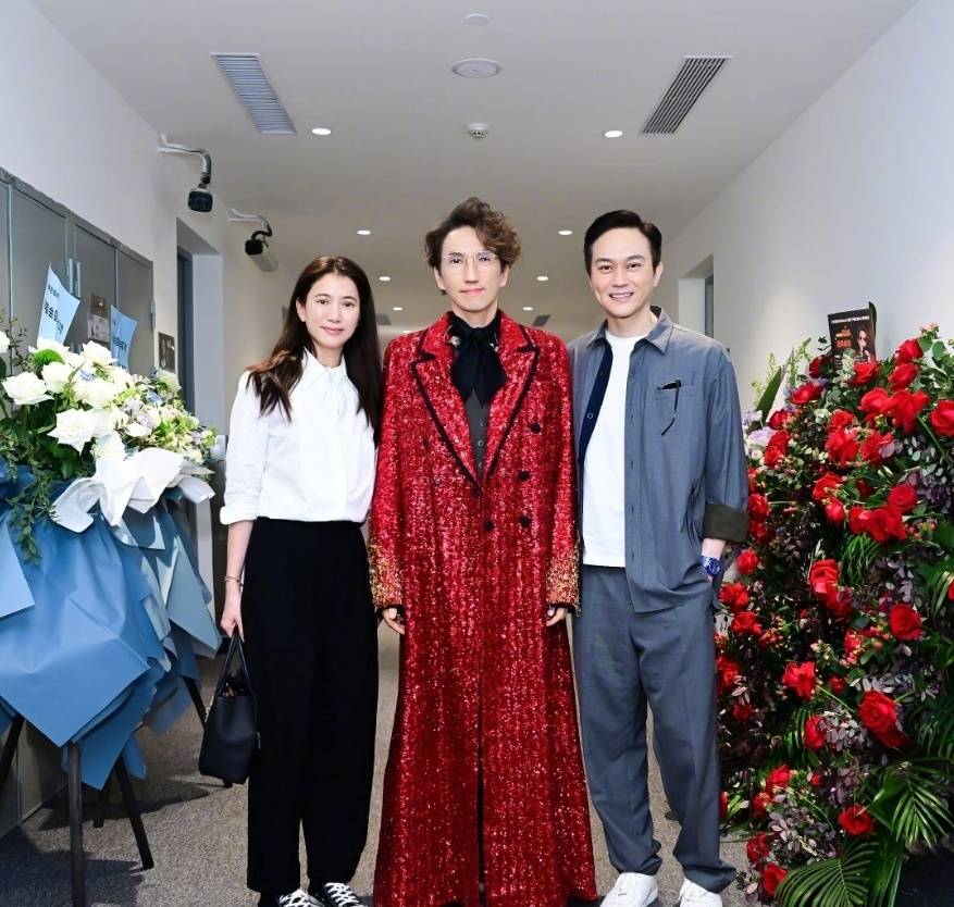 《歌手》丢脸后续,张艺兴被喊话袁娅维写假条,林志炫回应婉拒